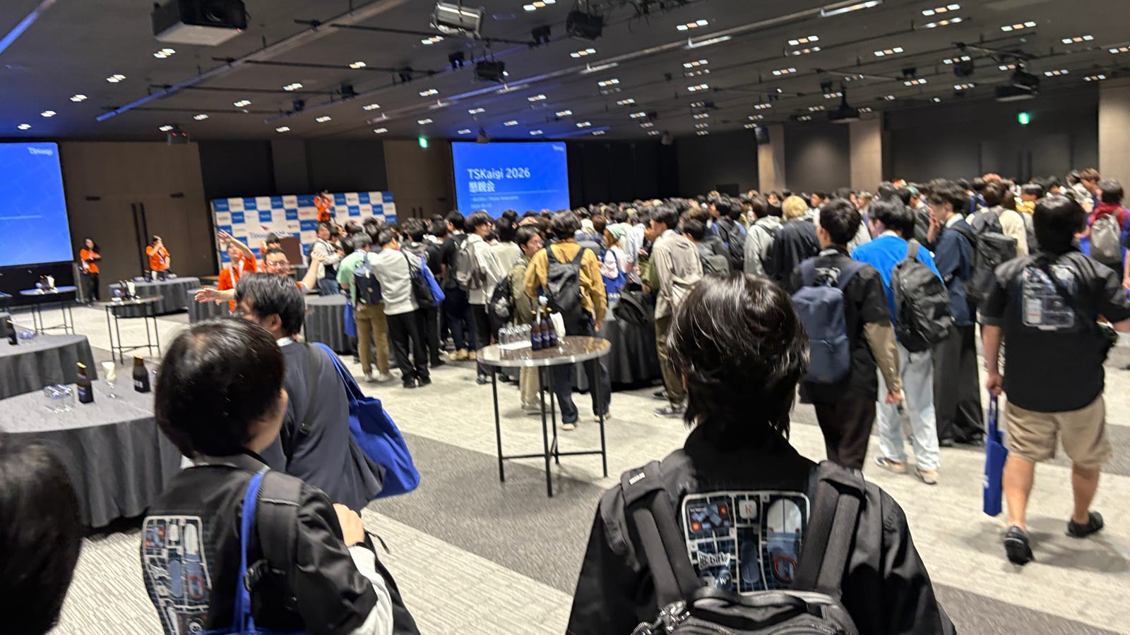 懇親会の会場